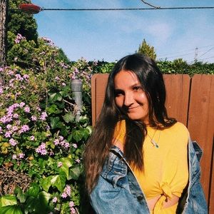 Meet your Posher, Ally